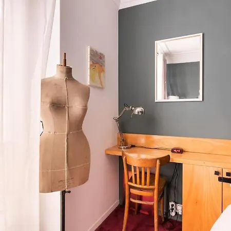 A Superb 1 Bdr Montmartre
