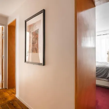 A Superb 1 Bdr Montmartre Apartment *